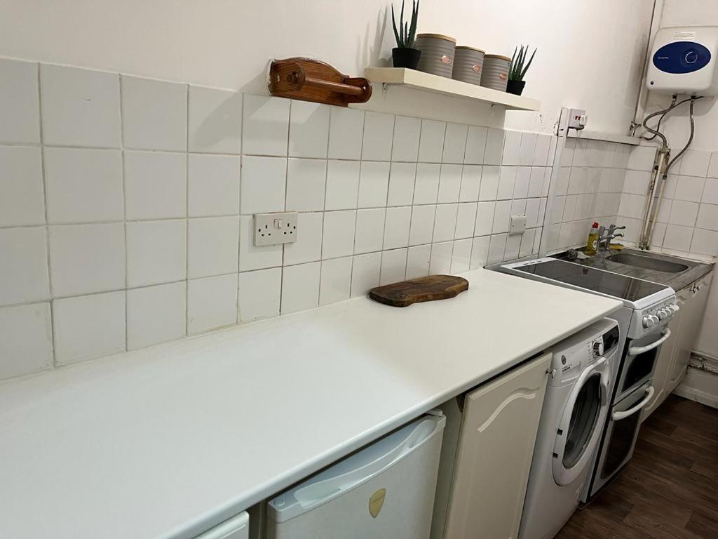 City Studio Flat Лондон Экстерьер фото
